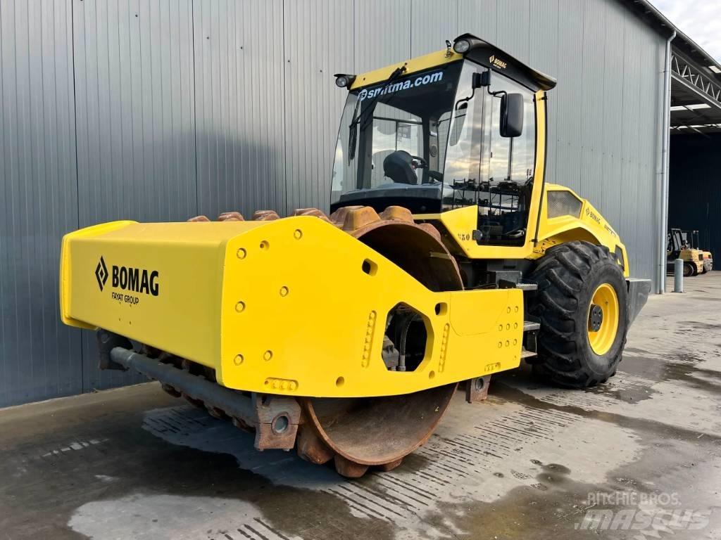 Bomag BW216PD-5 Rodillos de un solo tambor