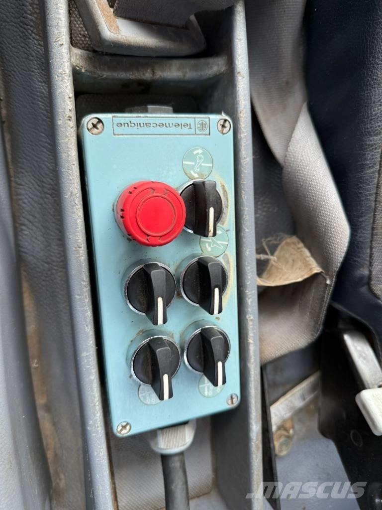 Mitsubishi FUSO Camiones portacontenedores