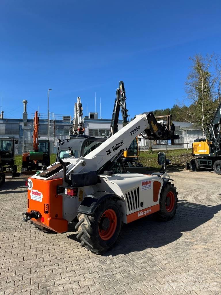 Bobcat T 2250 Carretillas telescópicas