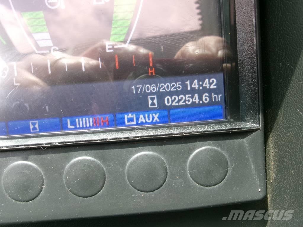 Takeuchi TB235-2 Miniexcavadoras