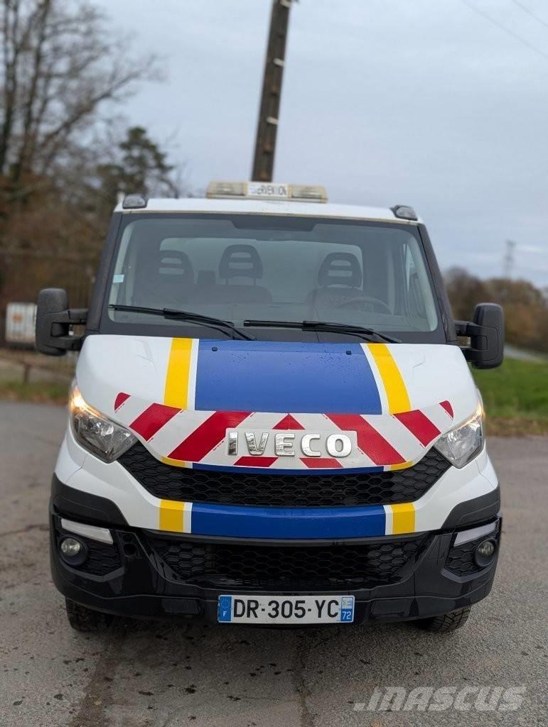 Iveco 35C 15 Furgonetas cerradas