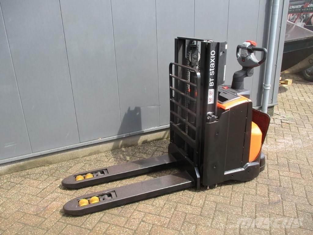 BT SWE 200D Montacargas manual