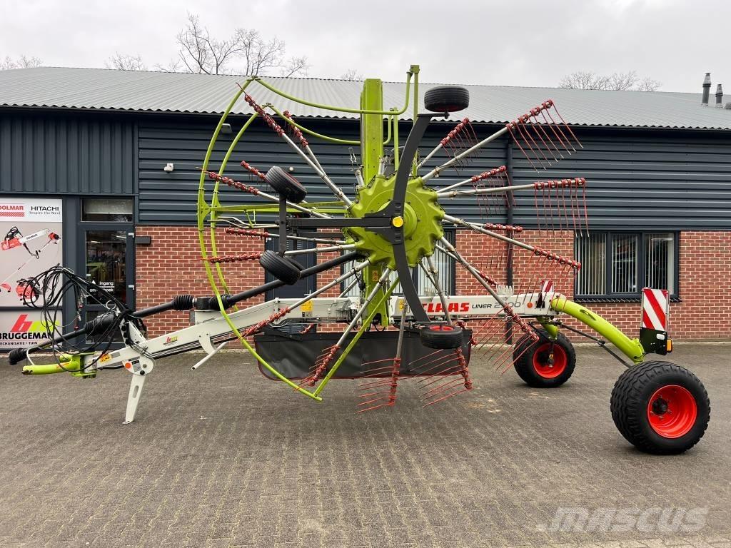 CLAAS Liner 2900 Segadoras hileradoras