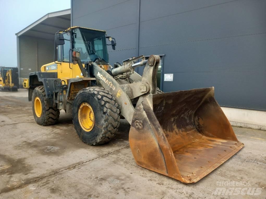 Komatsu WA320PZ-6 Cargadoras sobre ruedas