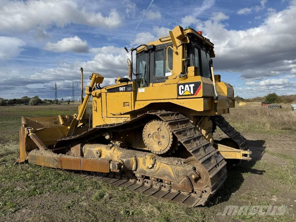 CAT D 6 T LGP Buldozer sobre oruga