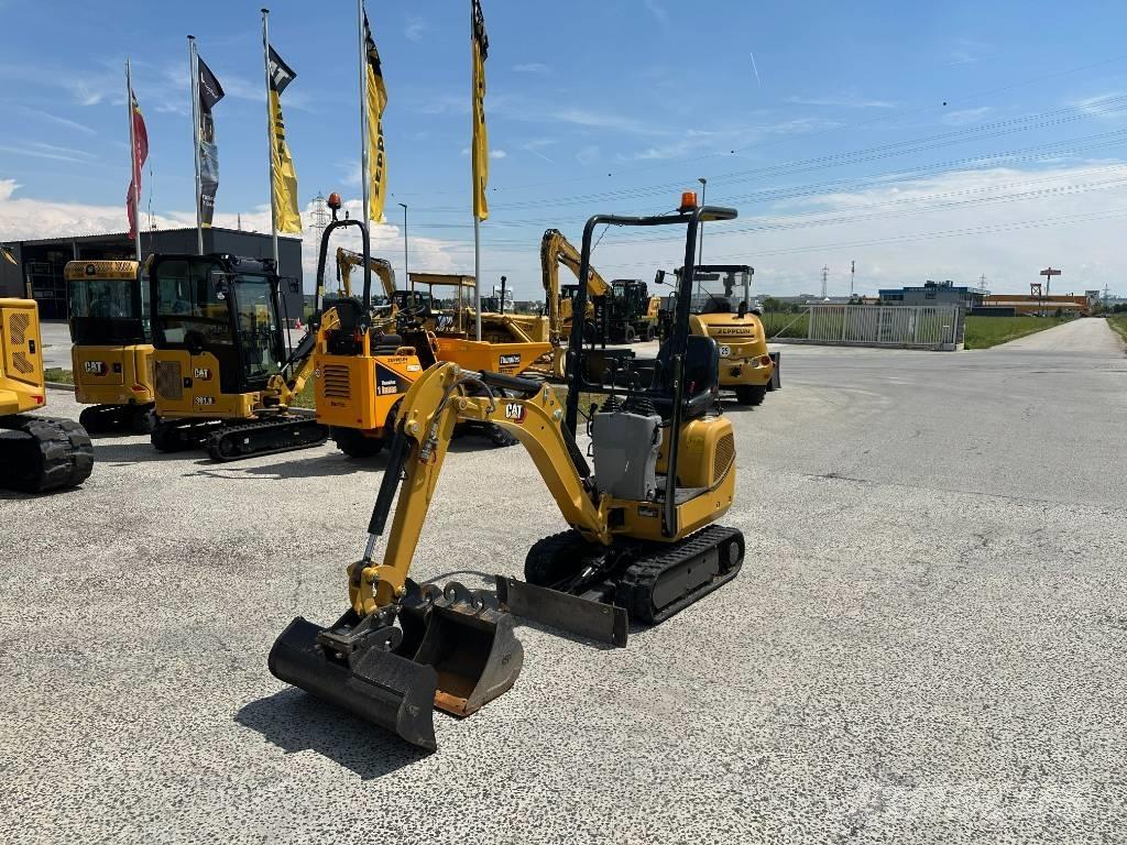 CAT 300.9 D Miniexcavadoras