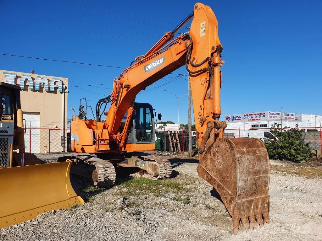 Doosan DX 235 LCR Excavadoras sobre orugas
