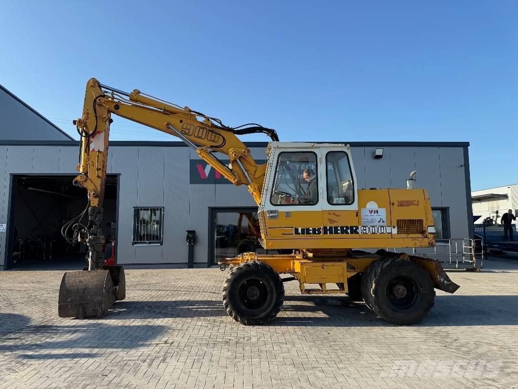 Liebherr A 900 C Excavadoras de ruedas
