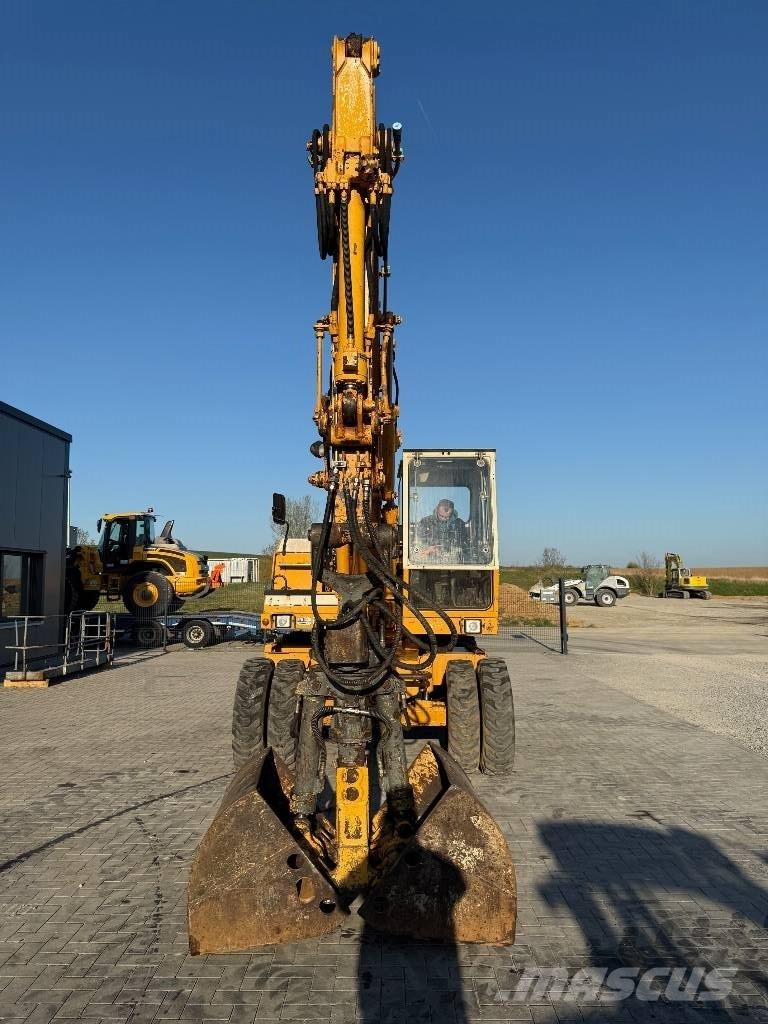 Liebherr A 900 C Excavadoras de ruedas