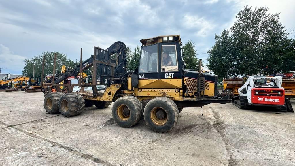 CAT 554 Transportadoras
