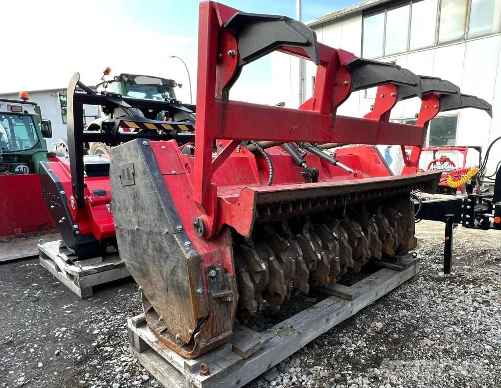 Prinoth AHWI M700 Trituradoras forestales