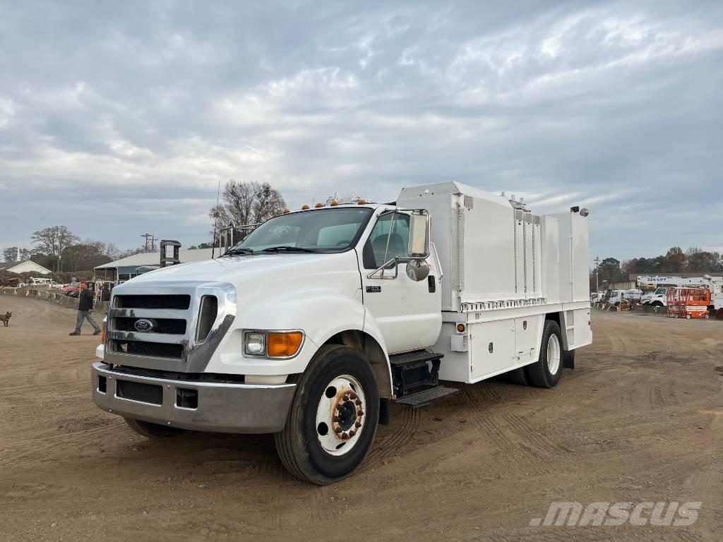 Ford F 650 XLT Camiones cisternas