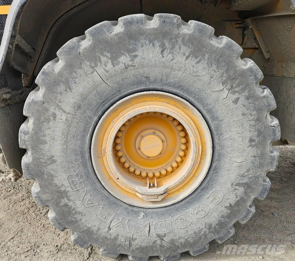 Volvo L 260 H Cargadoras sobre ruedas