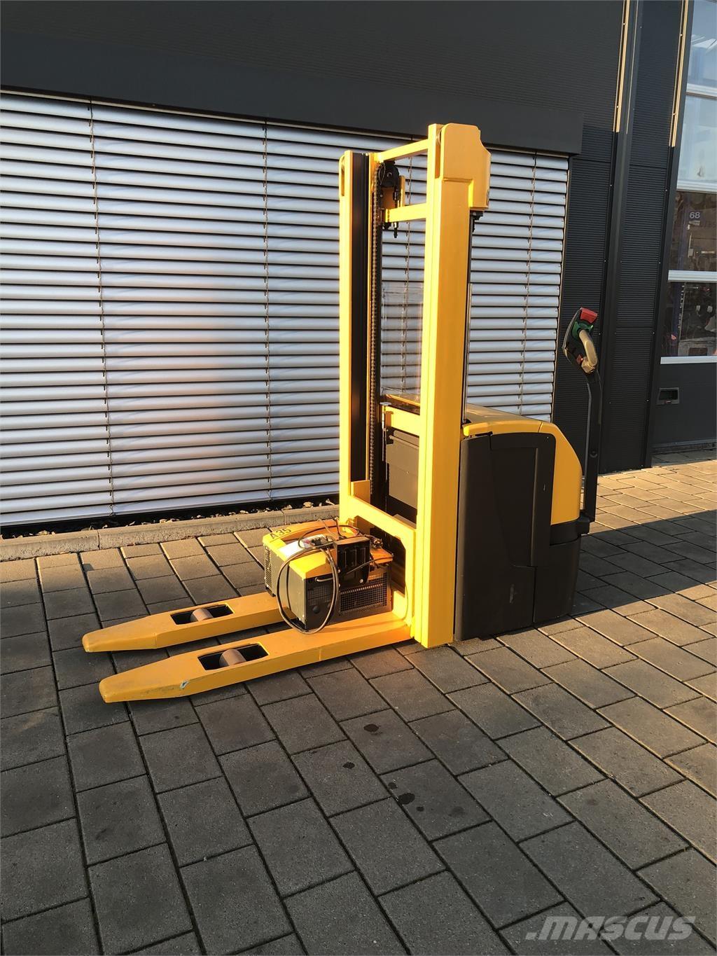 Jungheinrich WP16 Apiladoras eléctricos