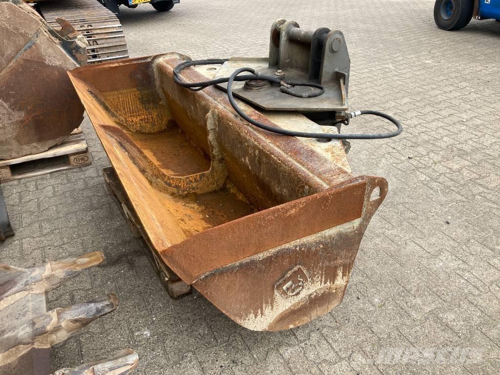 Komatsu PC 130-6K Excavadoras sobre orugas