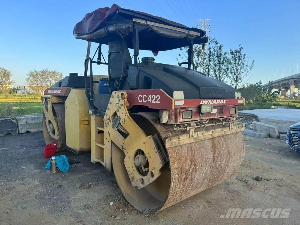 Dynapac CC422 Rodillos de doble tambor