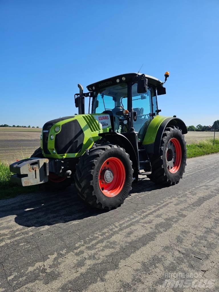 CLAAS Arion 530 Tractores