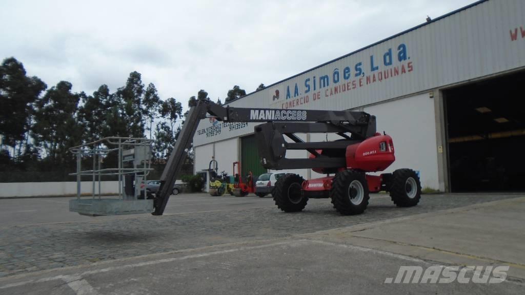 Manitou 200 ATJ Plataformas con brazo de elevación manual