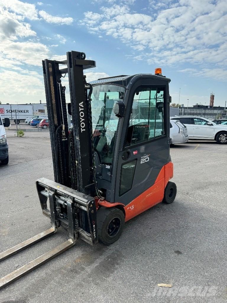 Toyota 8FBM20T Carretillas de horquilla eléctrica