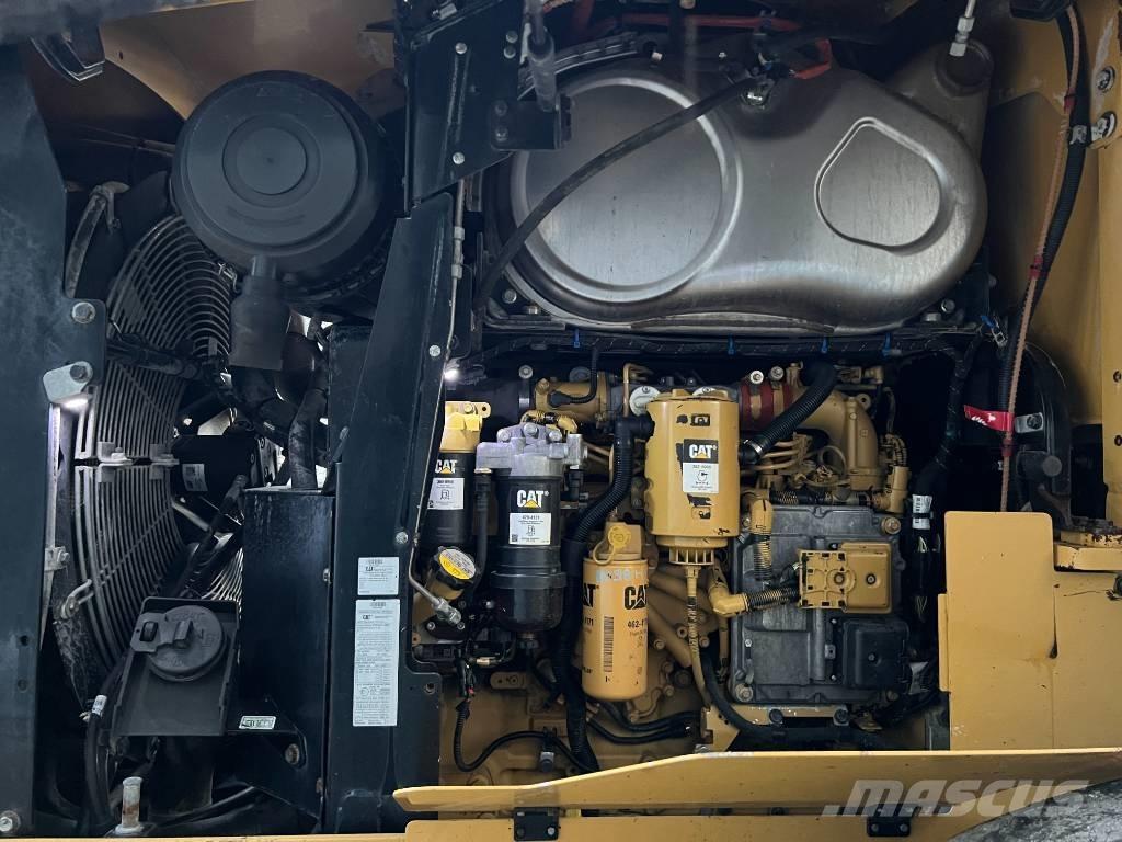 CAT 930M Cargadoras sobre ruedas