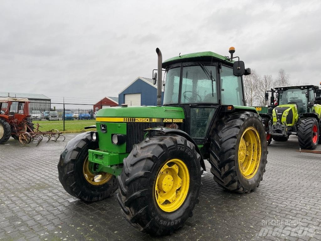 John Deere 2650 Tractores