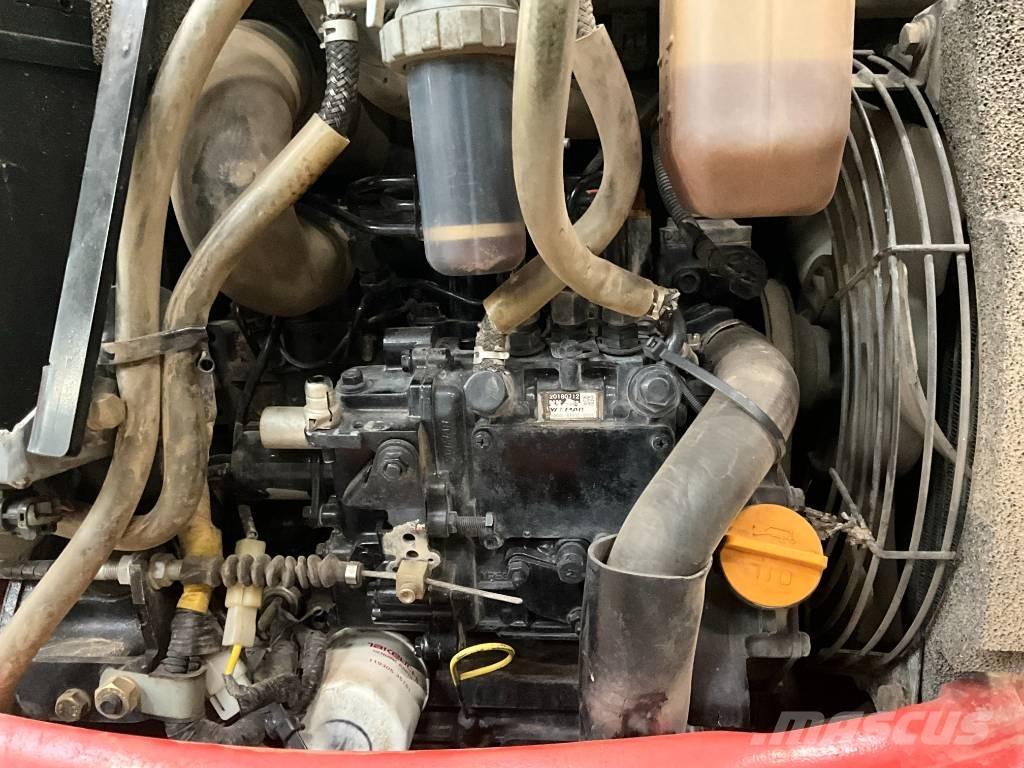 Takeuchi TB 215 R Miniexcavadoras