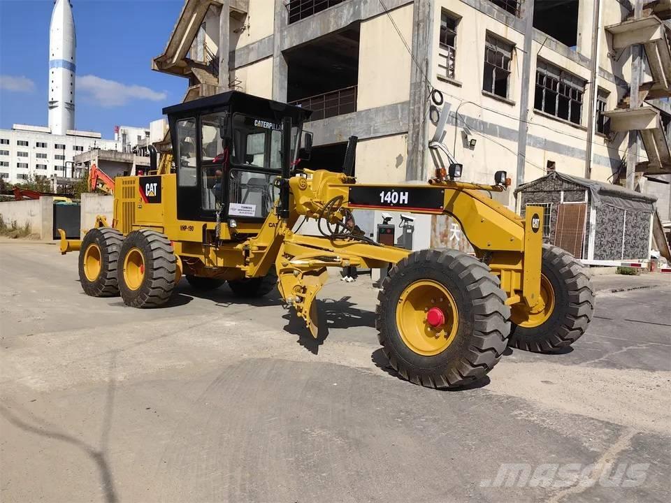 CAT 140H Niveladoras