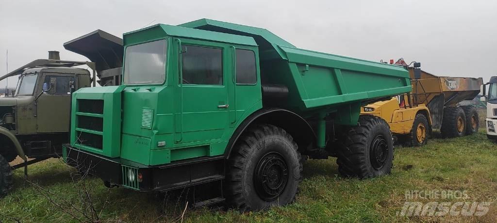 Belaz 75051 Camiones de volteo rigidos