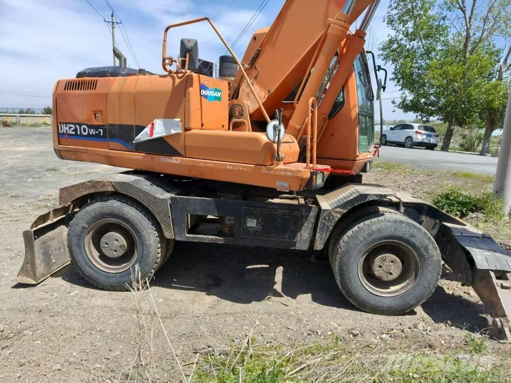Doosan DH210W-7 Excavadoras de ruedas