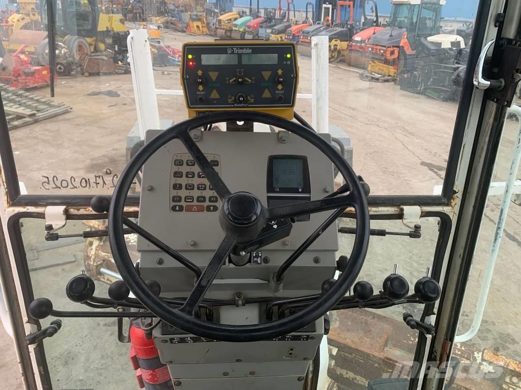 O&K F106.5A Niveladoras