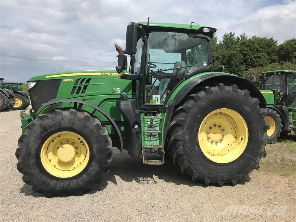 John Deere 6215R Tractores