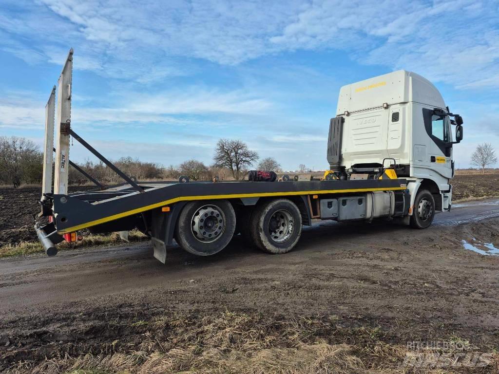 Iveco Stralis 420 Camiones de superficie plana/cabrestantes