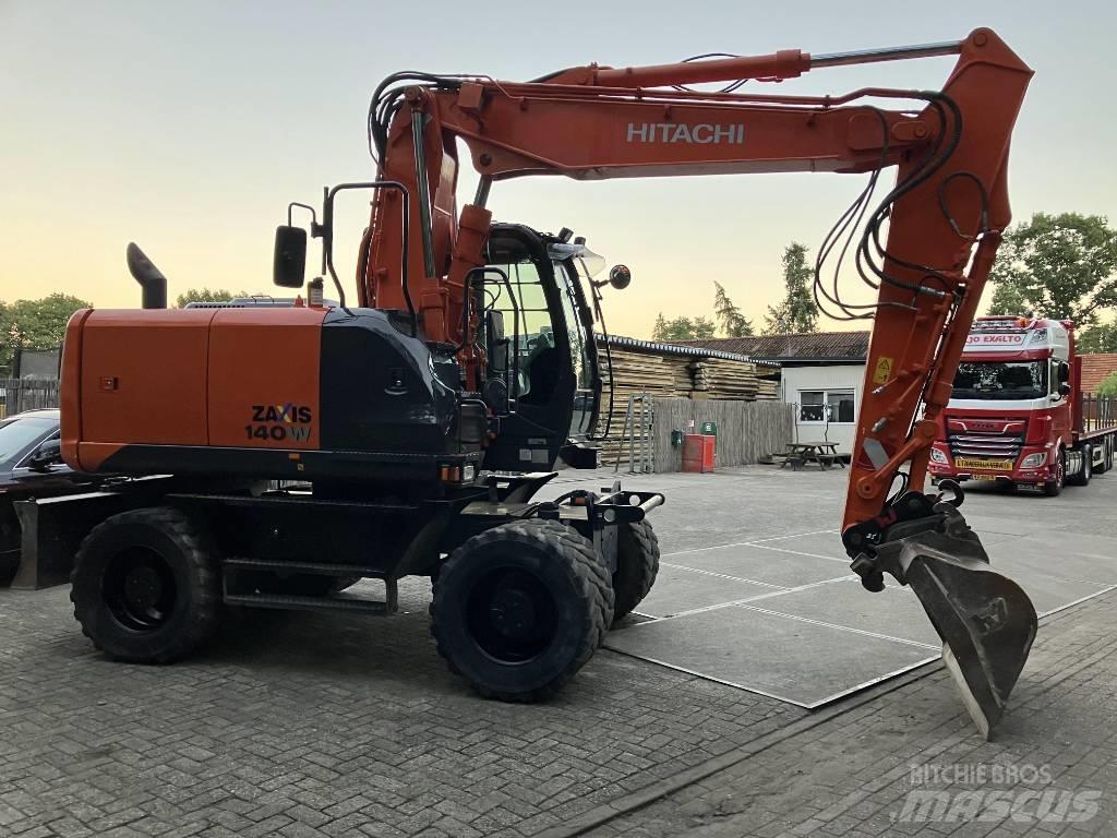 Hitachi ZX140-5B Excavadoras de ruedas