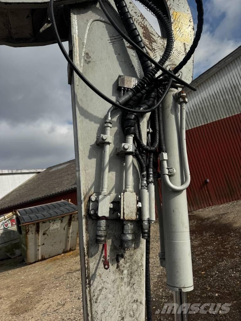 Takeuchi TB 370 Excavadoras sobre orugas