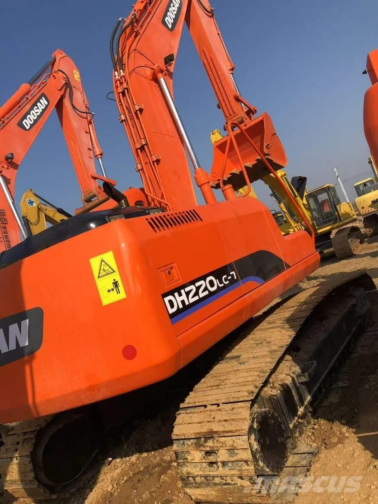 Doosan 220-7 Excavadoras sobre orugas