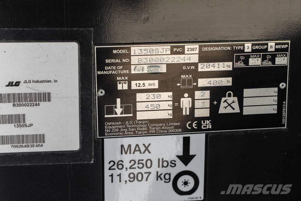 JLG 1350 SJP Plataformas con brazo de elevación telescópico