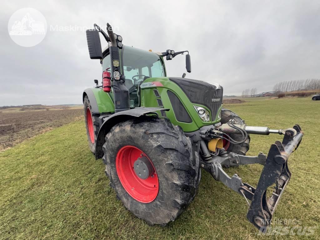 Fendt 724 Vario Tractores