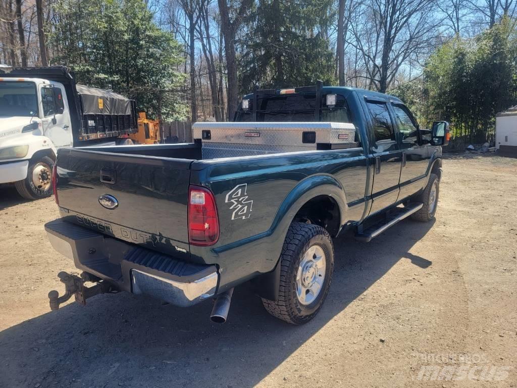 Ford F350 XLT Caja abierta/laterales abatibles