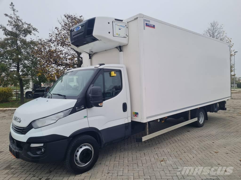Iveco 70C 18 Vehículos de caha cerrada