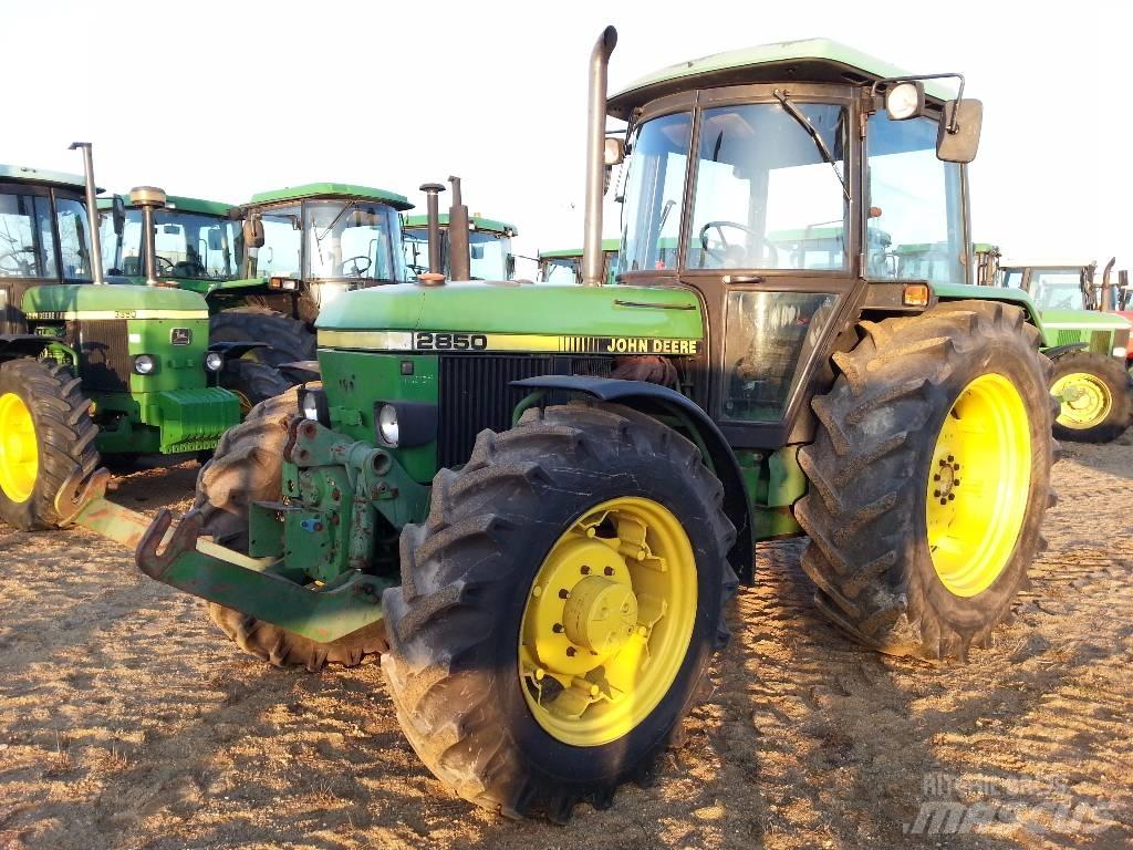 John Deere 2850 Tractores