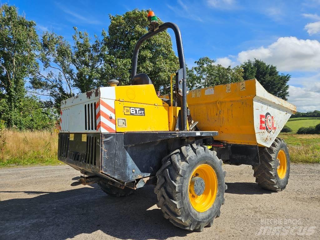 JCB 6 T Vehículos compactos de volteo