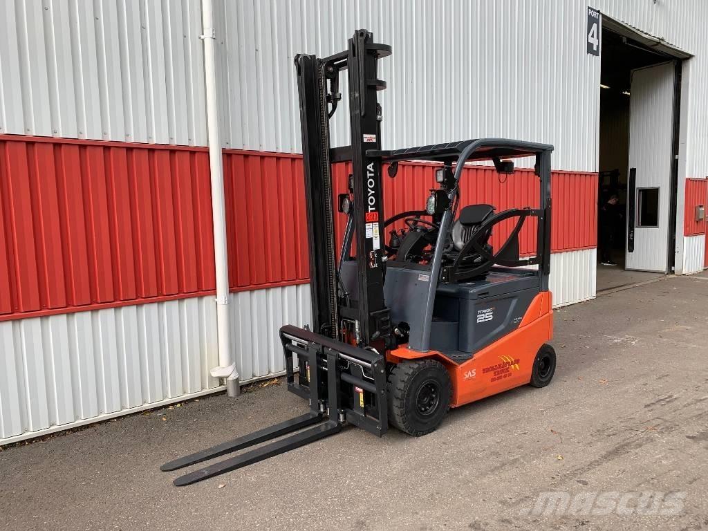 Toyota 8 FB MKT 25 Carretillas de horquilla eléctrica