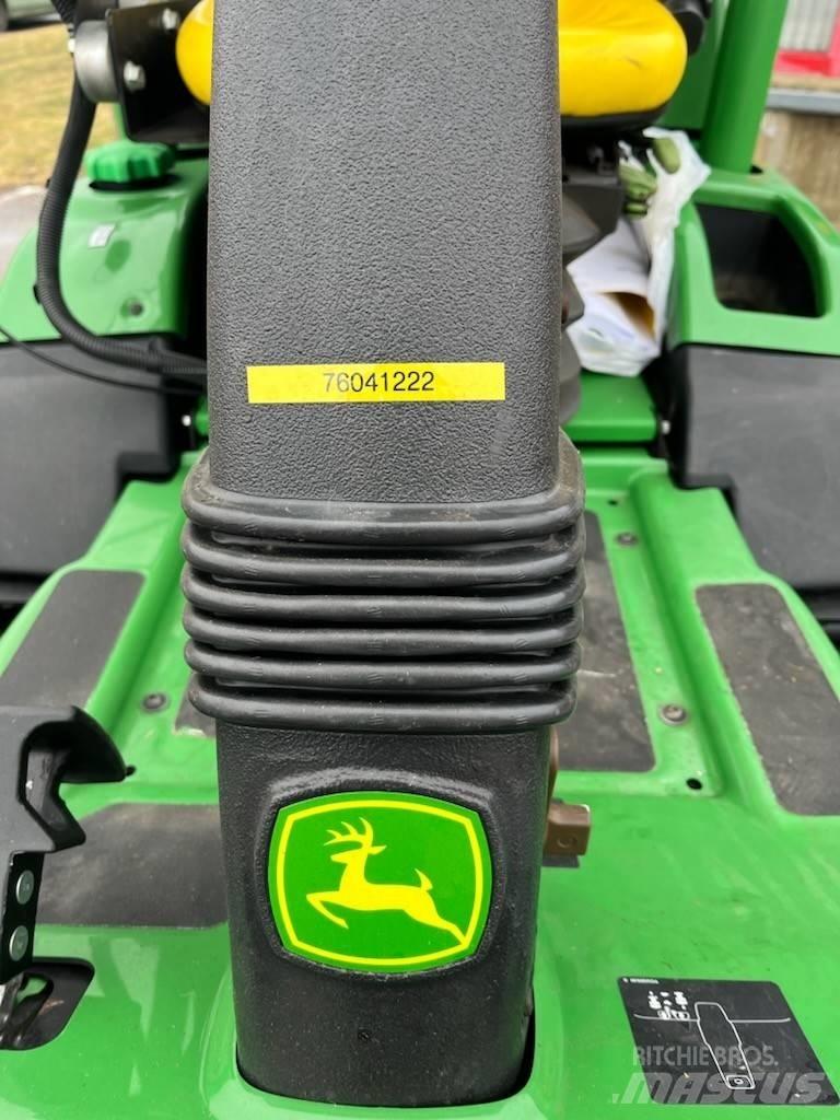 John Deere 7400A Corta-césped para remates, antegreens y roughs