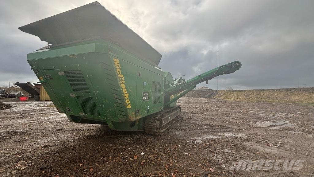 McCloskey J35 Trituradoras móviles