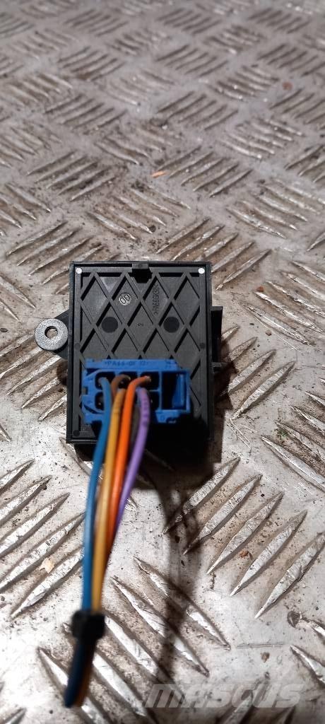 Scania R 440   1789934 Cabinas