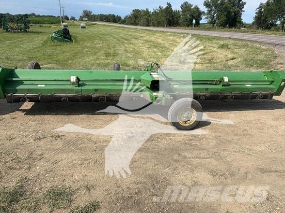 John Deere 120 Podadoras