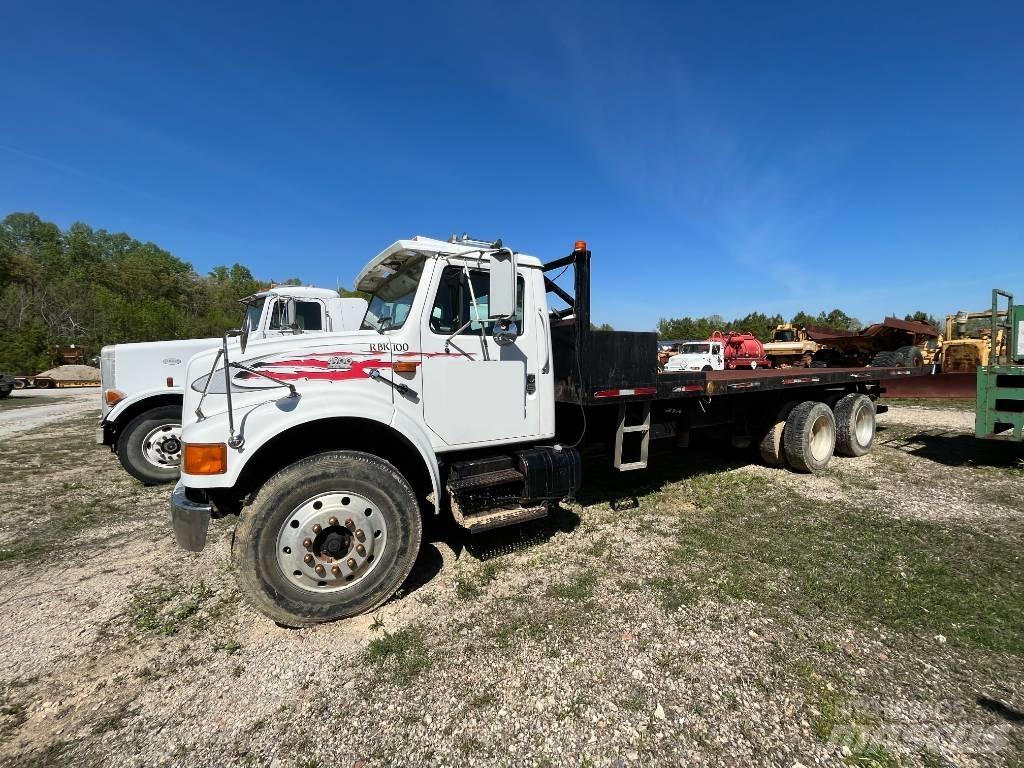 International F 4900 Camiones desmontables