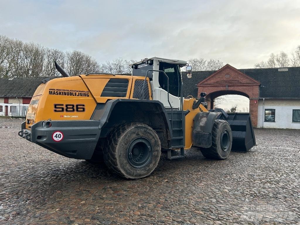 Liebherr L 586 Cargadoras sobre ruedas