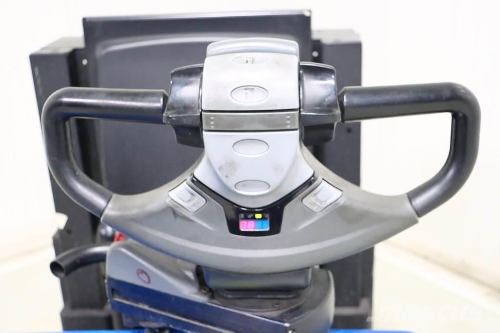 Toyota OSE120 Montacargas recogepedidos de baja altura