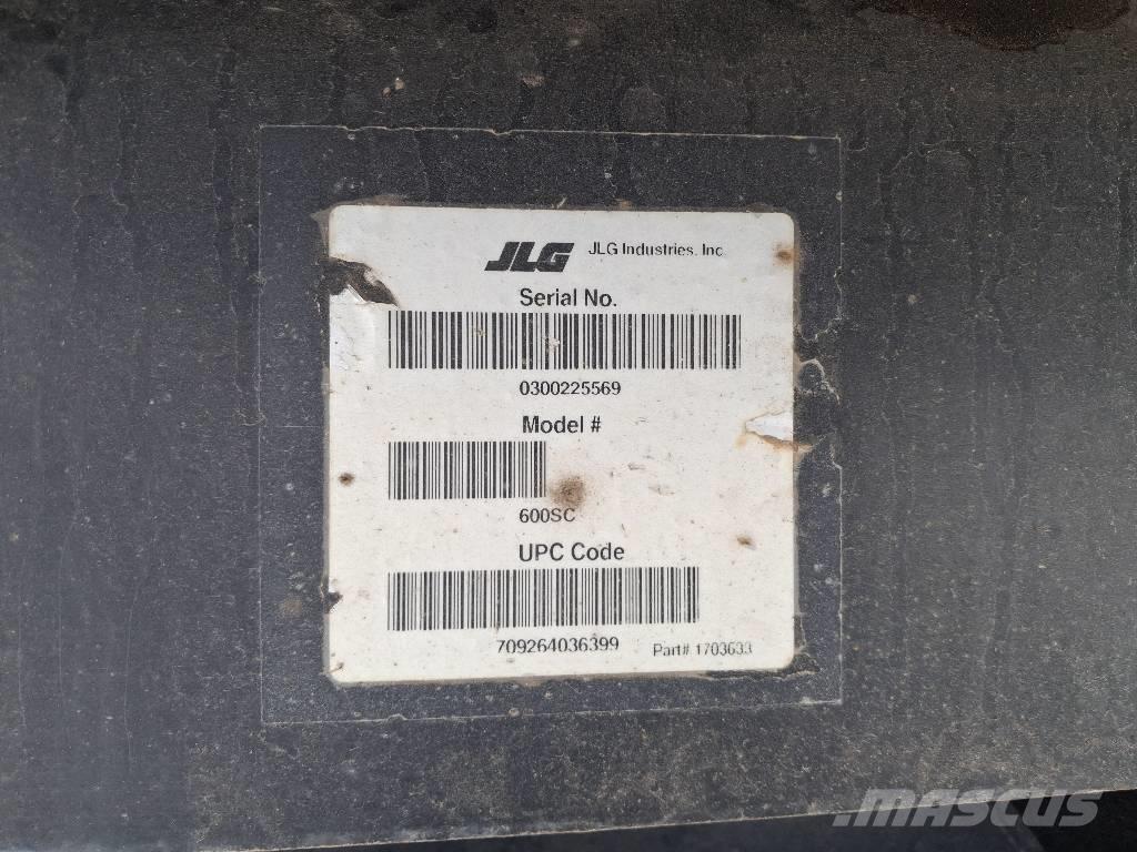JLG 600 S C Plataformas con brazo de elevación telescópico
